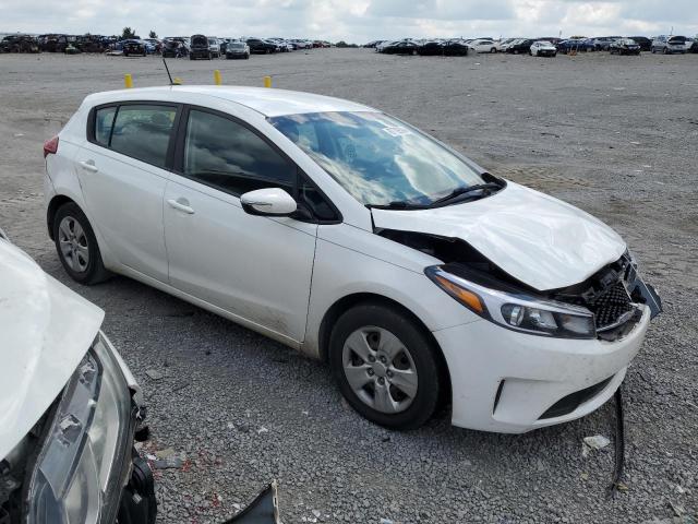 Photo 4 from auction – 2017 KIA FORTE LX with VIN KNAFK5A89H5686993