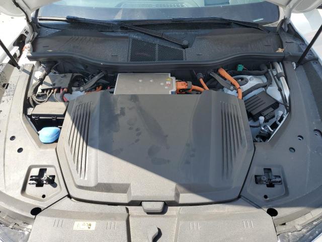 Photo 11 from auction – 2024 AUDI Q8 E-TRON with VIN WA1DAAGE1RB017715