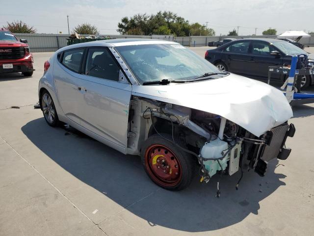 Photo 4 from auction – 2017 HYUNDAI VELOSTER with VIN KMHTC6AD9HU324248