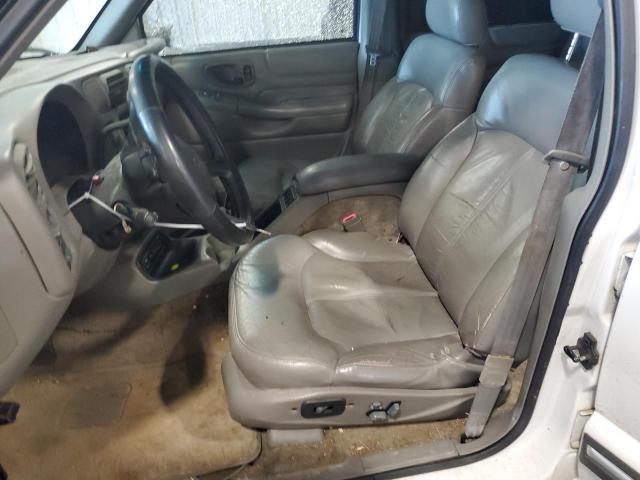 Photo 7 from auction – 2001 CHEVROLET BLAZER with VIN 1GNCS13W612209222