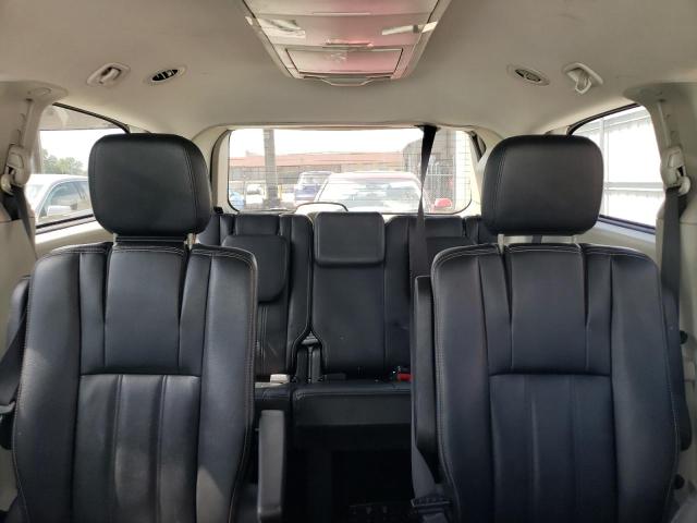 Photo 10 from auction – 2016 CHRYSLER TOWN & COU with VIN 2C4RC1BG5GR198170