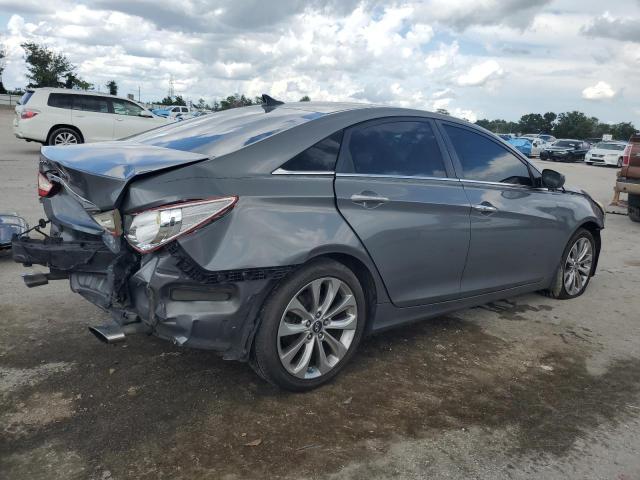 Photo 3 from auction – 2013 HYUNDAI SONATA SE with VIN 5NPEC4AC5DH806647