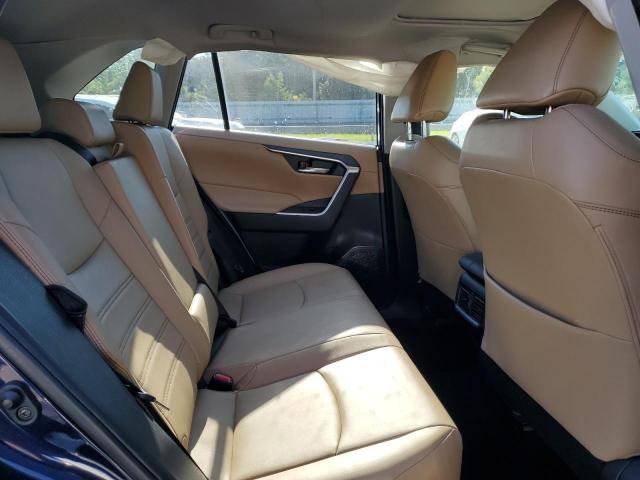Photo 11 from auction – 2020 TOYOTA RAV4 XLE P with VIN JTMA1RFVXLD048403