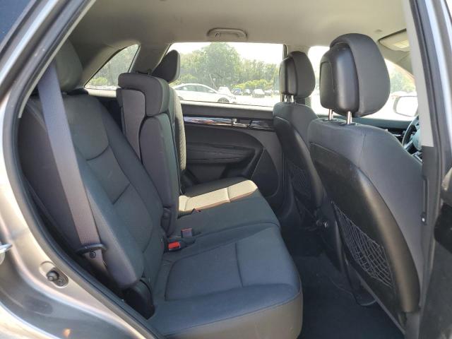Photo 11 from auction – 2013 KIA SORENTO LX with VIN 5XYKT3A60DG348093