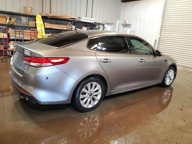 Photo 3 from auction – 2018 KIA OPTIMA EX with VIN 5XXGU4L37JG182764