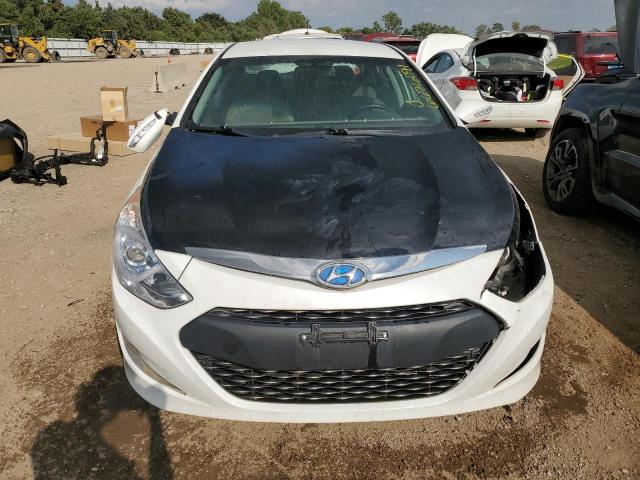Photo 5 from auction – 2013 HYUNDAI SONATA HYB with VIN KMHEC4A43DA089595