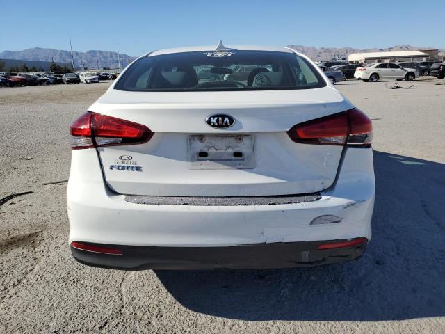Photo 6 from auction – 2018 KIA FORTE LX with VIN 3KPFK4A76JE211462