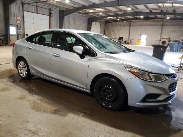 Photo 4 from auction – 2017 CHEVROLET CRUZE LS with VIN 1G1BC5SM1H7166343