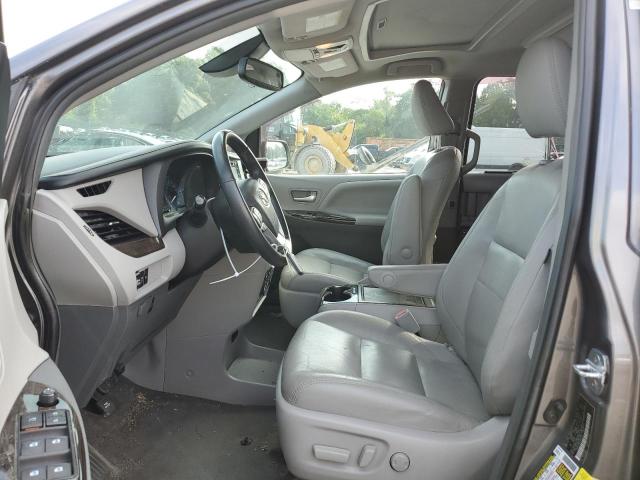 Photo 7 from auction – 2018 TOYOTA SIENNA XLE with VIN 5TDYZ3DC3JS932142