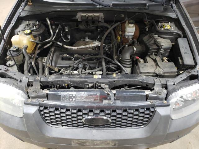 Photo 12 from auction – 2005 FORD ESCAPE with VIN 1FMYU02Z35KB86143