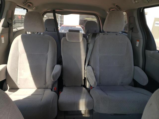 Photo 10 from auction – 2016 TOYOTA SIENNA LE with VIN 5TDKK3DC9GS711647