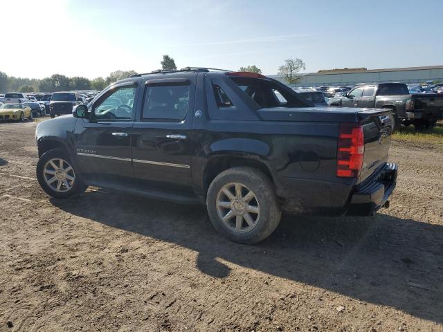 Photo 2 from auction – 2013 CHEVROLET AVALANCHE with VIN 3GNTKGE79DG326555