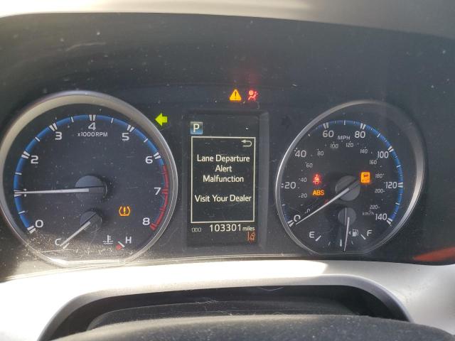 Photo 9 from auction – 2017 TOYOTA RAV4 LE with VIN JTMZFREV7HJ106420