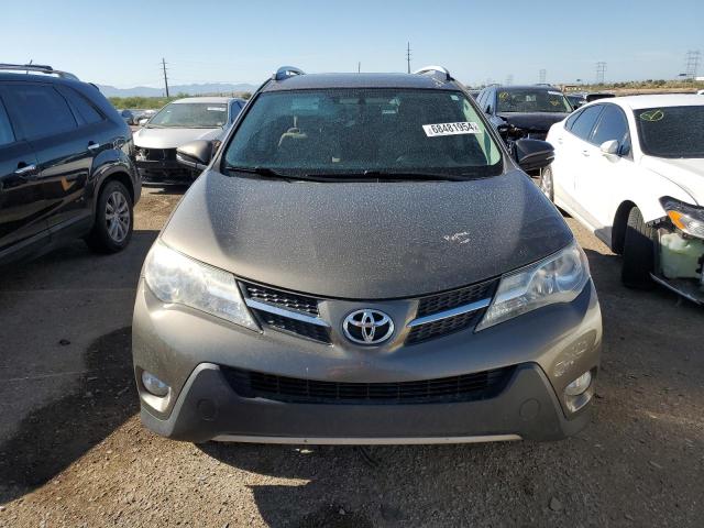 Photo 5 from auction – 2014 TOYOTA RAV4 XLE with VIN JTMWFREV6ED030850