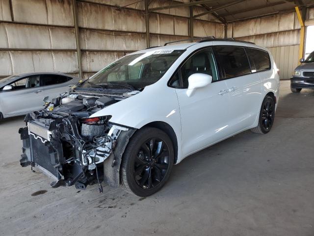 CHRYSLER PACIFICA T 2019 with VIN 2C4RC1BG2KR633171 - Photo from auction