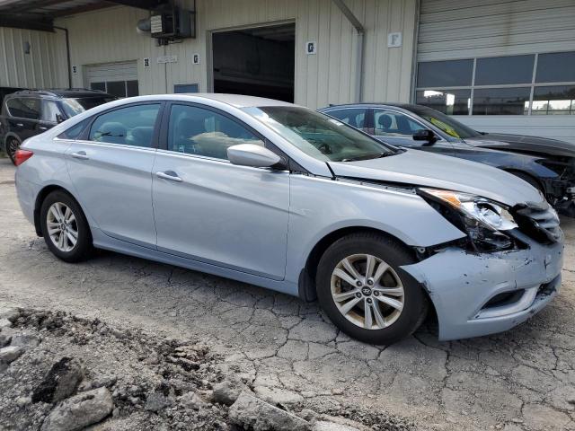 Photo 4 from auction – 2012 HYUNDAI SONATA GLS with VIN 5NPEB4AC8CH398582