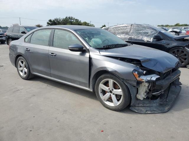 Photo 4 from auction – 2012 VOLKSWAGEN PASSAT S with VIN 1VWAP7A3XCC013940