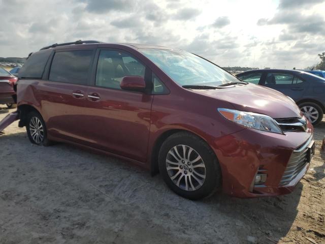 Photo 4 from auction – 2020 TOYOTA SIENNA XLE with VIN 5TDYZ3DC1LS024792