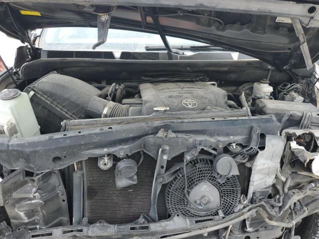 Photo 11 from auction – 2017 TOYOTA SEQUOIA SR with VIN 5TDBW5G17HS148576