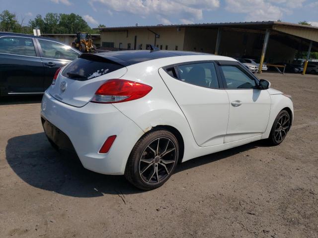 Photo 3 from auction – 2015 HYUNDAI VELOSTER with VIN KMHTC6AD3FU230654