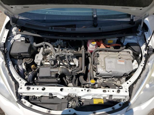Photo 11 from auction – 2012 TOYOTA PRIUS C with VIN JTDKDTB31C1516372