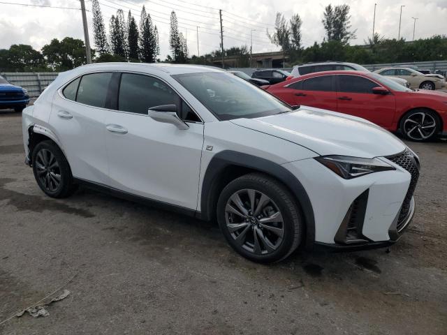 Photo 4 from auction – 2019 LEXUS UX 200 with VIN JTHY3JBH8K2005424