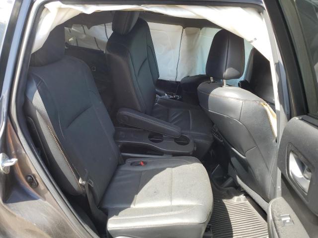 Photo 11 from auction – 2017 TOYOTA HIGHLANDER with VIN 5TDDZRFH8HS407971