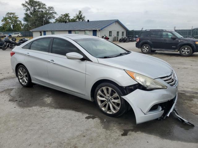 Photo 4 from auction – 2012 HYUNDAI SONATA SE with VIN 5NPEC4AB5CH478510