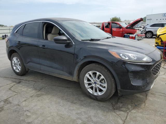 Photo 4 from auction – 2020 FORD ESCAPE SE with VIN 1FMCU9G67LUC01967