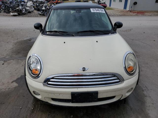 Photo 5 from auction – 2007 MINI COOPER with VIN WMWMF33557TT51808