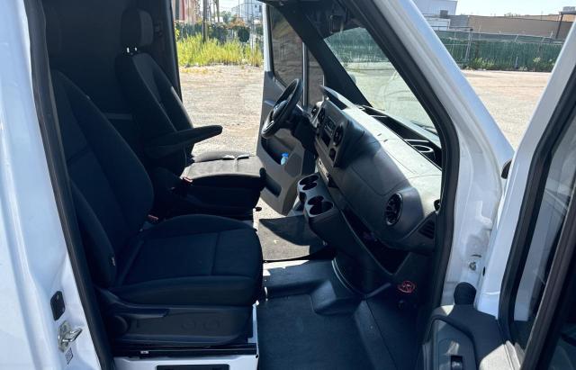 Photo 5 from auction – 2022 MERCEDES-BENZ SPRINTER 2 with VIN W1Y4EBHY5NT081698