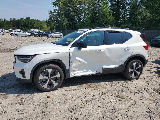 Photo 1 from auction – 2025 VOLVO XC40 T5 with VIN YV4L12UC2S2453227