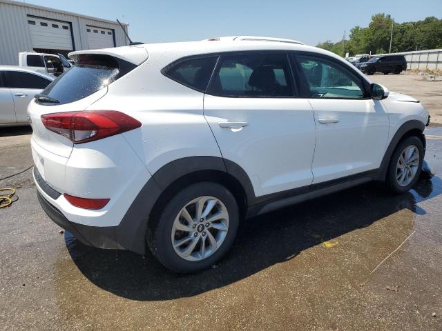 Photo 3 from auction – 2016 HYUNDAI TUCSON SE with VIN KM8J23A41GU022833