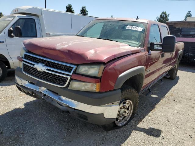 CHEVROLET SILVERADO 2006 with VIN 1GCHK33D66F243668 - Photo from auction