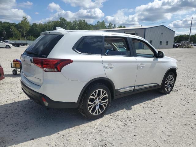 Photo 3 from auction – 2017 MITSUBISHI OUTLANDER with VIN JA4AZ3A32HZ045818