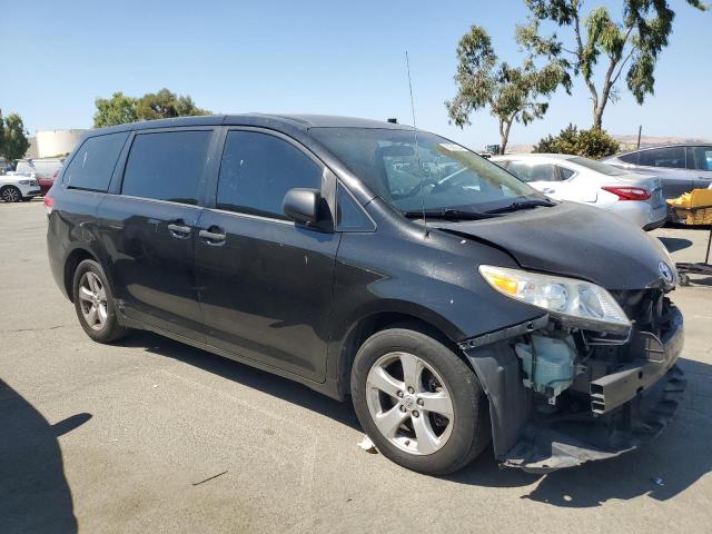 Photo 4 from auction – 2013 TOYOTA SIENNA with VIN 5TDZK3DC2DS304151