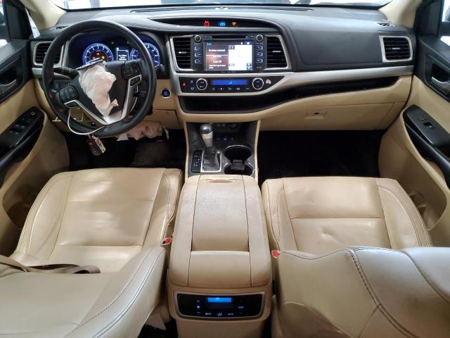 Photo 8 from auction – 2018 TOYOTA HIGHLANDER with VIN 5TDJZRFH1JS562225