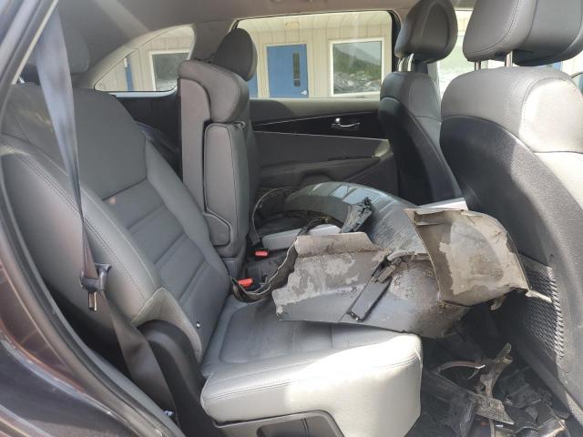 Photo 11 from auction – 2016 KIA SORENTO EX with VIN 5XYPHDA13GG145592