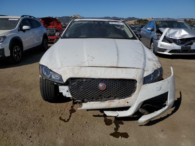 Photo 5 from auction – 2016 JAGUAR XF PRESTIG with VIN SAJBE4BVXGCY02950