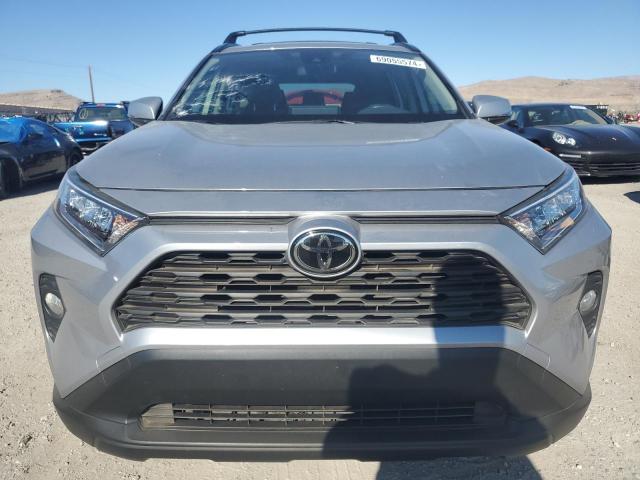 Photo 5 from auction – 2019 TOYOTA RAV4 XLE with VIN JTMW1RFV8KD003755