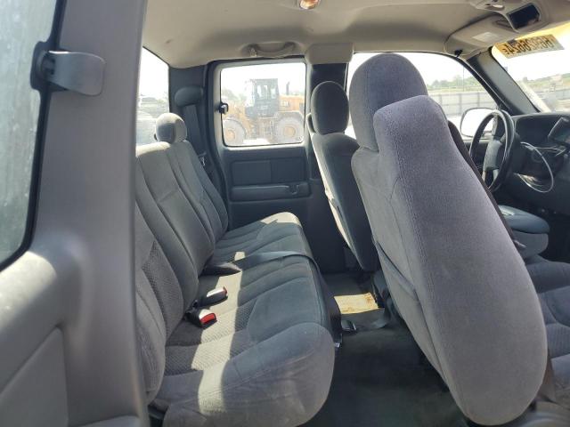 Photo 10 from auction – 2003 CHEVROLET SILVERADO with VIN 2GCEC19T631202351