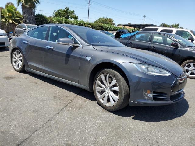 Photo 4 from auction – 2015 TESLA MODEL S 90 with VIN 5YJSA1V24FF100215