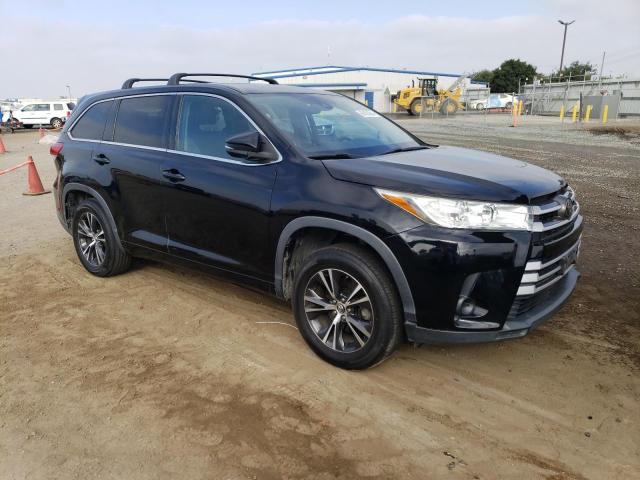 Photo 4 from auction – 2018 TOYOTA HIGHLANDER with VIN 5TDZZRFH4JS241735