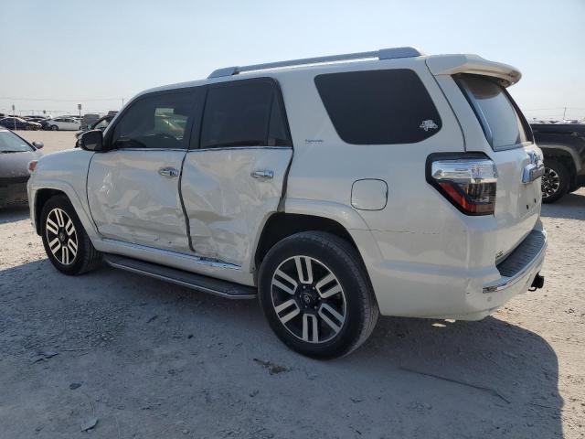 Photo 2 from auction – 2018 TOYOTA 4RUNNER SR with VIN JTEZU5JR6J5178677