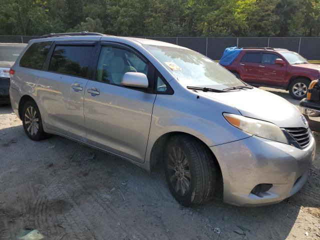Photo 4 from auction – 2012 TOYOTA SIENNA LE with VIN 5TDJK3DC8CS030563