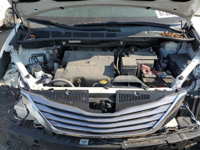 Photo 12 from auction – 2015 TOYOTA SIENNA XLE with VIN 5TDDK3DC4FS123694