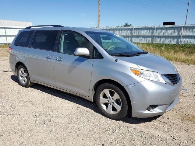 Photo 4 from auction – 2014 TOYOTA SIENNA LE with VIN 5TDKK3DC7ES513890