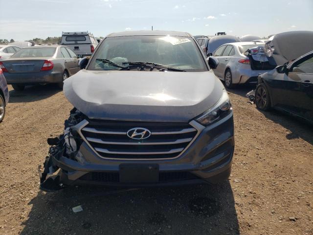 Photo 5 from auction – 2017 HYUNDAI TUCSON SE with VIN KM8J23A49HU260799
