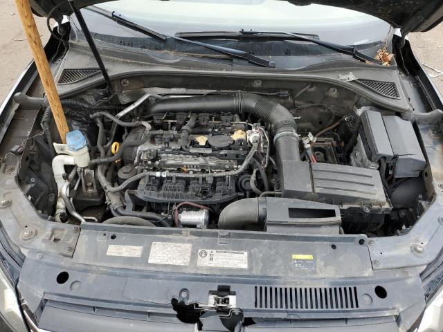 Photo 11 from auction – 2015 VOLKSWAGEN PASSAT S with VIN 1VWAS7A39FC112140