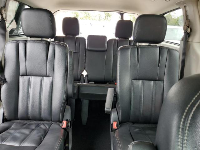 Photo 10 from auction – 2016 CHRYSLER TOWN & COU with VIN 2C4RC1BG8GR301081